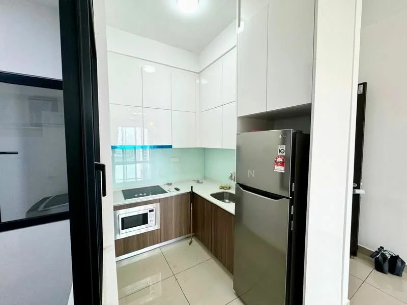 Kitchen features: white high-gloss cabinetry, brown wooden lower cabinets, marble countertop, single-bowl stainless-steel sink, chrome pull-down faucet, built-in microwave, stainless-steel fridge, ceramic tile flooring, recessed downlights, glass backsplash, kitchen appliances, wall-mounted cabinets; style: modern.