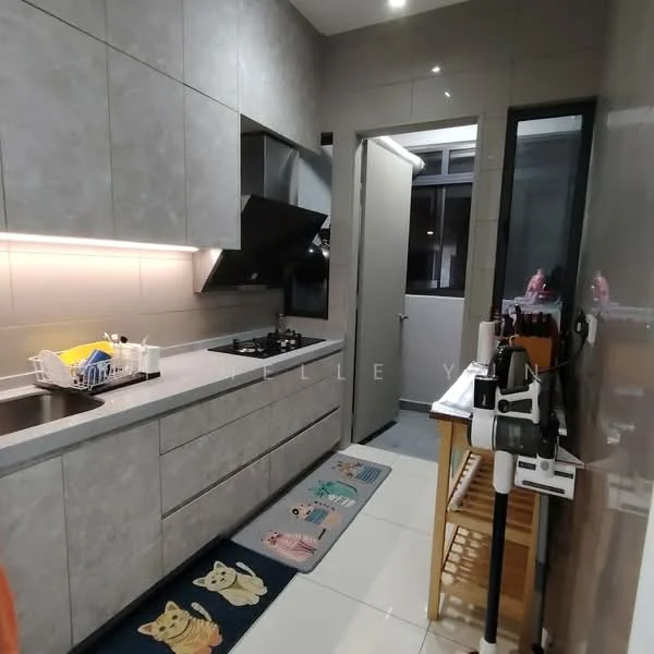Kitchen features: grey cabinetry, white countertop, stainless-steel sink, chrome pull-down faucet, built-in oven, 4-burner gas hob, black range hood, tile backsplash, recessed LED downlights, floor tiles, kitchen rug with animal pattern, open shelving, wooden cart, window with view to outside; style: modern.