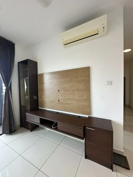 Living features: wall-mounted TV console in dark wood, glass display cabinet, white painted walls, white ceiling, recessed downlights, 1 wall-mounted split AC, large window with sheer curtains, glossy white tile flooring; style: modern.