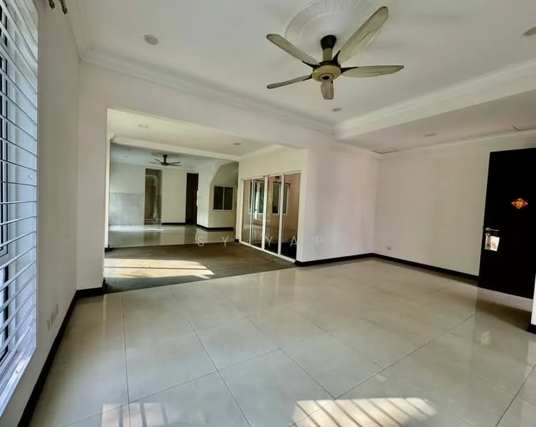Living features: white painted walls, polished ceramic tile flooring, 5-blade ceiling fan, crown moulding, large windows with horizontal blinds, open layout to adjacent room, neutral color scheme, recessed lighting; style: modern. Room features: white painted walls, polished ceramic tile flooring, large windows, open layout, neutral color scheme.