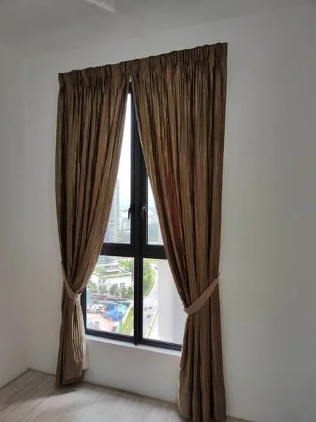 Room features: floor-to-ceiling window, brown curtains, light-colored walls, laminate flooring, city view; style: modern; view: city.