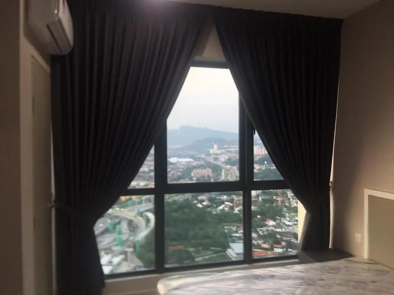 Room features: floor-to-ceiling windows, blackout curtains, city view, grey painted walls, wooden flooring, air conditioning unit; style: modern; view: city.