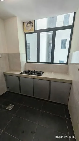 Kitchen features: single-bowl stainless-steel sink, 4-burner gas hob, grey cabinetry, white countertop, wall-mounted exhaust fan, tile backsplash, black tile flooring, floor-to-ceiling window; style: modern.