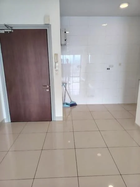 Room features: white tiled walls, cream floor tiles, wooden door, door handle, wall-mounted air conditioning unit, cleaning mop, light ceiling, electrical outlets; style: modern.