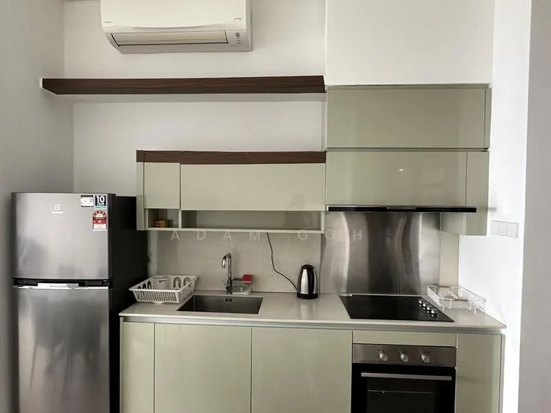 Kitchen features: stainless-steel fridge, single-bowl stainless-steel sink, chrome pull-down faucet, grey laminate countertop, glass-front upper cabinets, flat-panel lower cabinets, built-in oven, 4-burner gas hob, stainless-steel backsplash, dish rack, kettle; style: modern.