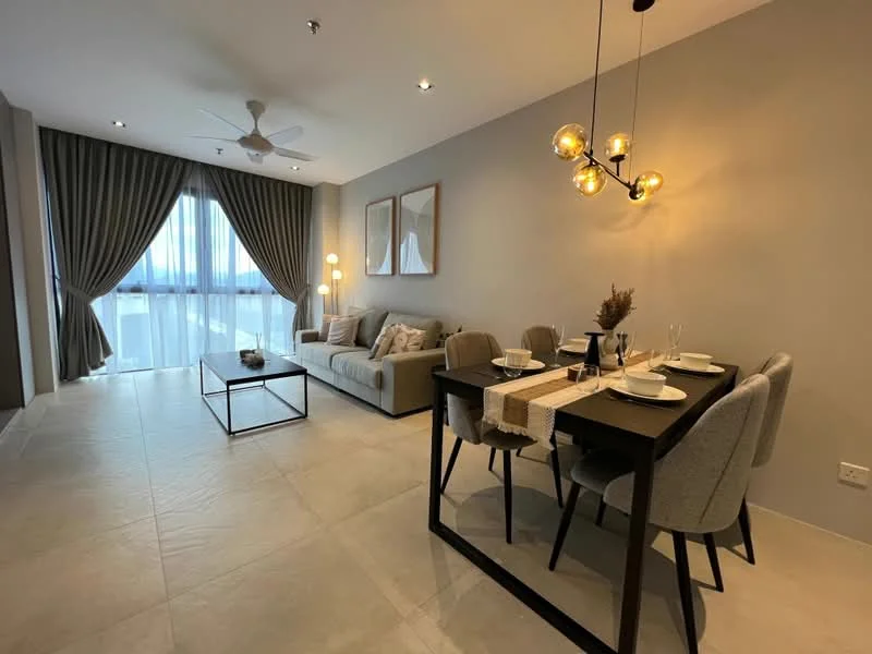 Living features: 3-seater fabric sofa in light grey, coffee table with metal frame, dining table for 4 with black finish, upholstered dining chairs in light grey, pendant light fixture with multiple bulbs, floor-to-ceiling windows with sheer curtains, light grey tiled flooring, ceiling fan with light, decorative wall art, table lamp on side table; style: modern.