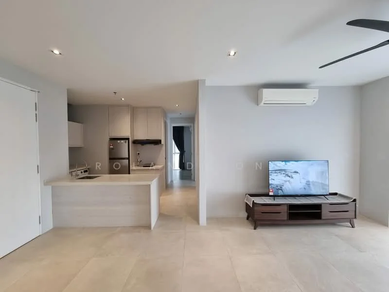 Living features: light grey painted walls, tile flooring, 5-blade ceiling fan with light, wall-mounted TV, wooden TV console, air conditioning unit, large window with natural light, neutral decor; style: modern. Kitchen features: white cabinetry, stainless-steel fridge, built-in oven, ceramic cooktop, kitchen island with countertop, under-cabinet lighting; style: modern.