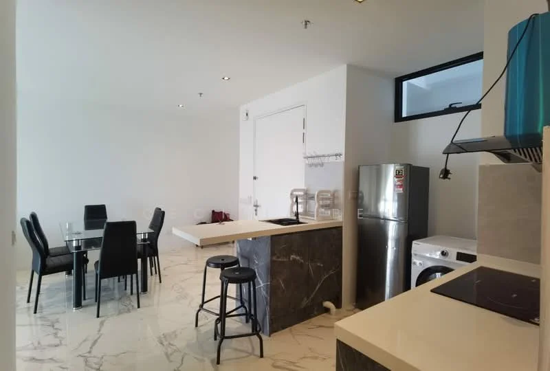 Kitchen features: white painted walls, marble tile flooring, black granite countertop, stainless-steel fridge, built-in oven, 4-burner electric hob, stainless-steel range hood, single-bowl stainless-steel sink, chrome pull-down faucet, washing machine, bar seating with stools; style: modern. Dining features: 6-seater glass dining table, black upholstered dining chairs; style: modern.