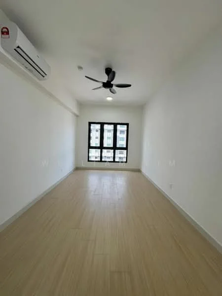 Room features: light wood flooring, white painted walls, 5-blade ceiling fan, wall-mounted split AC, floor-to-ceiling windows, black window frames; style: modern.
