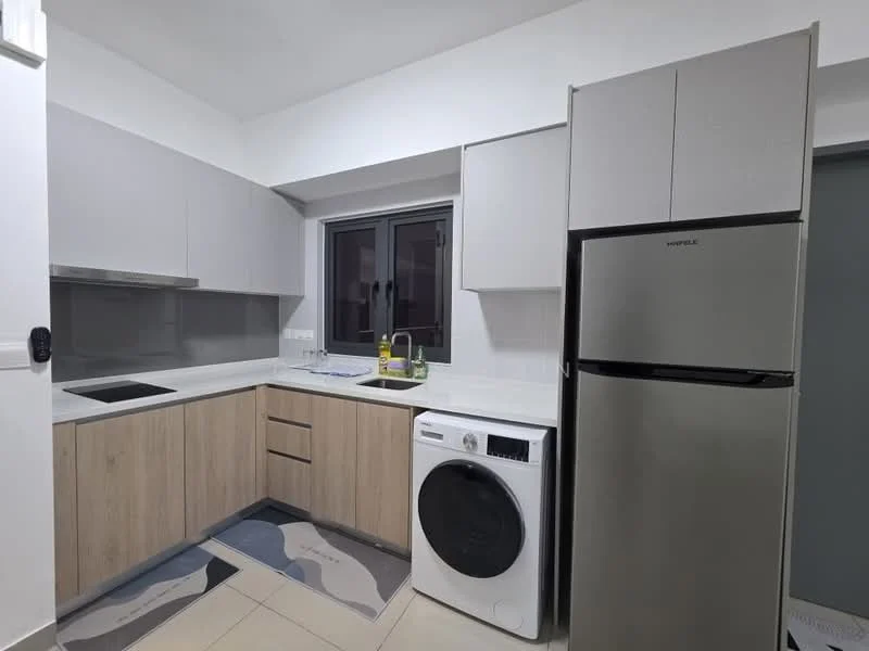 Kitchen features: grey upper cabinets, wood lower cabinets, white countertop, built-in induction cooktop, stainless-steel range hood, stainless-steel fridge, front-load washing machine, single-bowl stainless-steel sink, chrome pull-down faucet, tile flooring, window with black frame, decorative rug; style: modern.