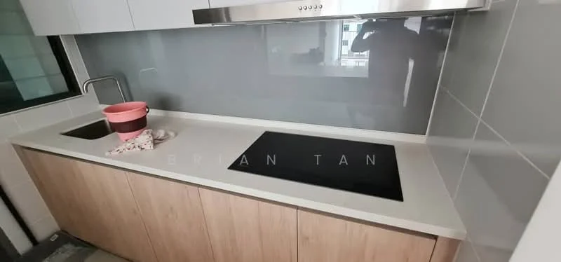 Kitchen features: white cabinetry, light wood cabinetry, grey backsplash, quartz countertop, single-bowl stainless-steel sink, chrome pull-down faucet, built-in induction cooktop, extraction hood, decorative bowl on countertop, textile item on countertop; style: modern.