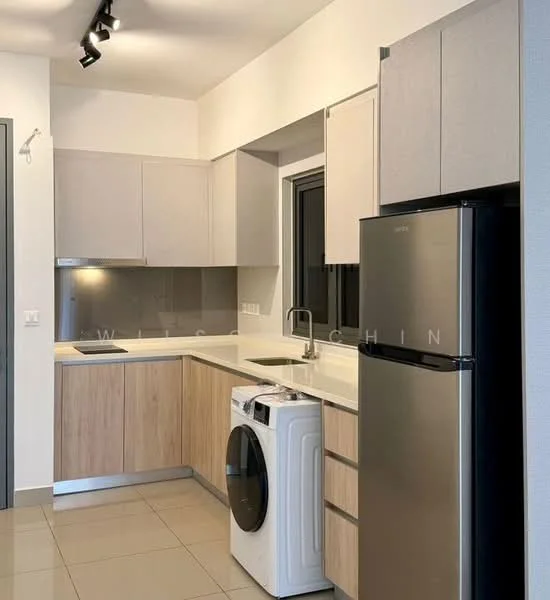 Kitchen features: light grey upper cabinets, wooden lower cabinets, stainless-steel fridge, white front-load washing machine, grey backsplash, single-bowl stainless-steel sink, chrome pull-down faucet, ceramic tile flooring, recessed LED downlights, built-in oven, countertop with space for appliances, window above sink; style: modern.