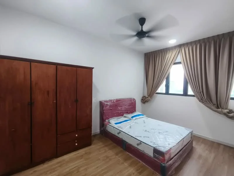 Bedroom features: queen-size bed with mattress, wooden wardrobe with two doors and drawers, wooden flooring, ceiling fan, curtains, window with view, light fixture, decorative wall, plastered white walls; style: modern.