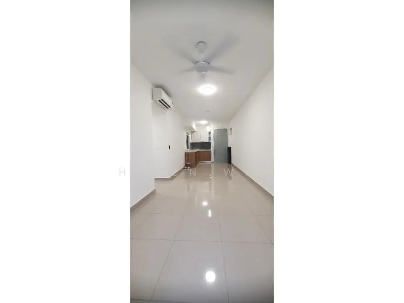 Living features: white painted walls, glossy ceramic tile flooring, 5-blade ceiling fan with light, wall-mounted split AC, recessed downlights, open layout, kitchenette area visible, neutral color palette; style: modern.