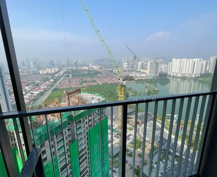 Room view: city.