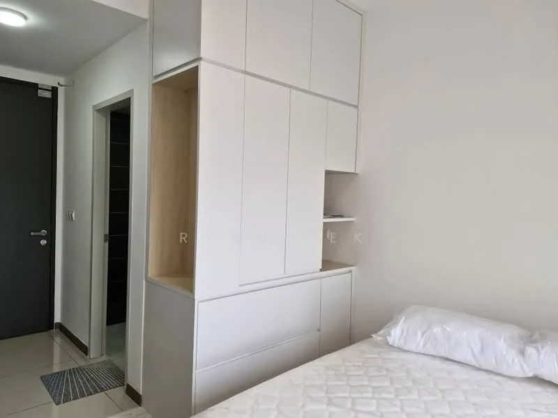M Oscar, Sri Petaling