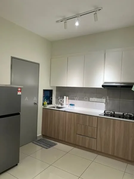 Kitchen features: white upper cabinets, wood lower cabinets, grey tile backsplash, stainless-steel sink, chrome pull-down faucet, 2-burner gas hob, built-in range hood, stainless-steel fridge, white countertop, recessed lighting, tile flooring; style: modern.
