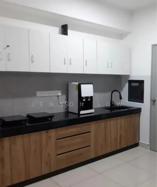 Kitchen features: white upper cabinets, wood lower cabinets, black granite countertop, built-in water dispenser, single-bowl stainless-steel sink, chrome pull-down faucet, tile backsplash, recessed lighting, ceramic tile flooring; style: modern.