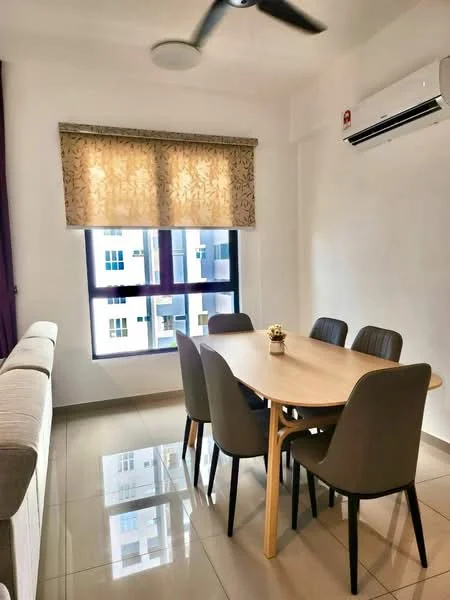 Dining features: dining table with wooden legs, 4 upholstered dining chairs, floor-to-ceiling windows, sheer curtains, wall-mounted split AC, light-colored walls, glossy tile flooring, ceiling fan; style: modern.