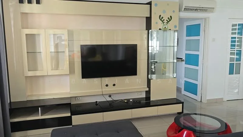 Living features: wall-mounted TV, cream-colored entertainment unit, glass display shelves, black lower cabinet, grey sofa, red coffee table, tile flooring, air conditioning unit, decorative wall with reindeer motif, blue sliding door; style: modern.