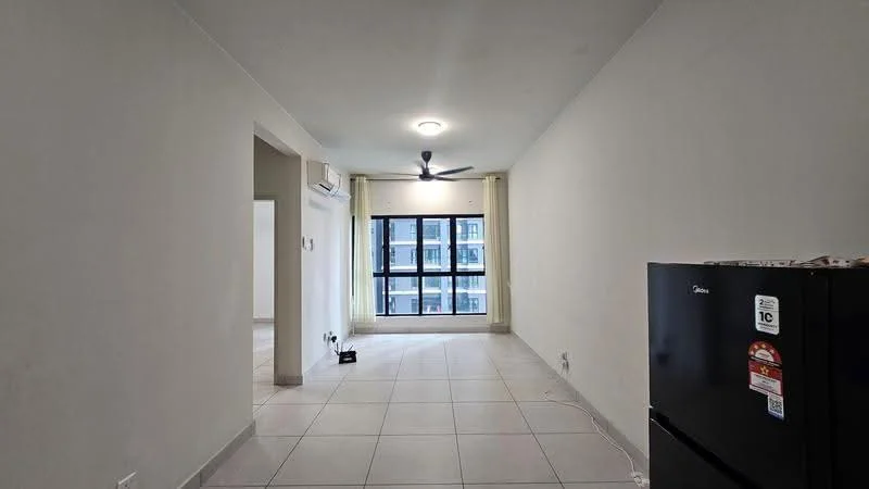 Living features: white painted walls, tile flooring, ceiling light, 5-blade ceiling fan, floor-to-ceiling windows, black fridge, air conditioning unit, neutral decor; style: modern.