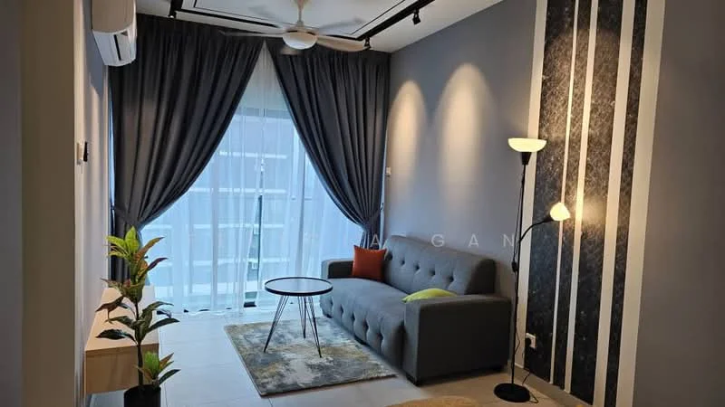 Living features: grey fabric 3-seater sofa, round glass coffee table, area rug with geometric pattern, floor lamp, wall-mounted air conditioning unit, floor-to-ceiling windows with sheer curtains, dark grey accent wall, light grey painted walls, decorative plant, ceiling fan with light; style: modern.