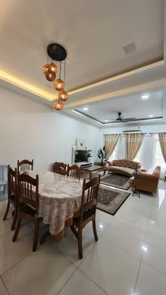 Living features: dining table with lace tablecloth, 8 wooden dining chairs, sofa in beige fabric, coffee table, area rug with geometric pattern, wall-mounted TV, ceiling fan with light, recessed lighting, curtains with striped pattern, white painted walls, glossy ceramic tile flooring; style: modern.