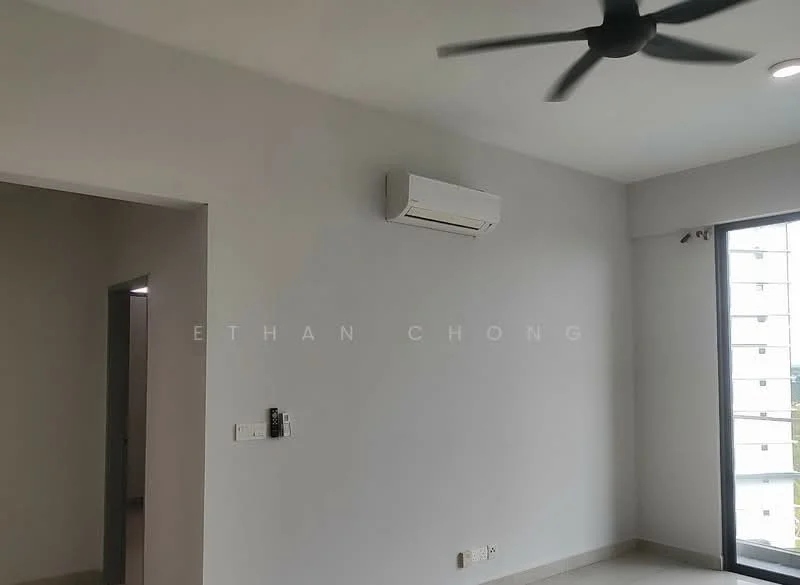 Room features: white painted walls, ceiling fan, wall-mounted split AC, large window, neutral flooring; style: modern.