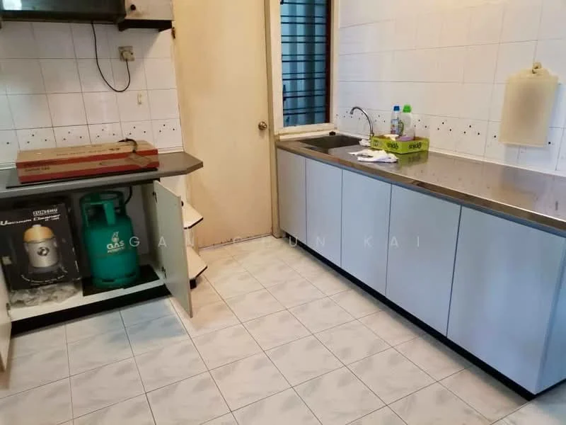 Kitchen features: stainless-steel countertop, white cabinetry, single-bowl stainless-steel sink, chrome pull-down faucet, gas cylinder, wall-mounted cabinets, tile backsplash, ceramic tile flooring, window for natural light, door leading to another room.