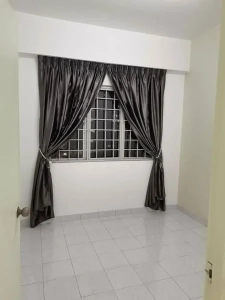 Room features: white painted walls, grey floor tiles, floor-to-ceiling window, blackout curtains, window with grid pattern, light-colored door, neutral color scheme; style: modern.