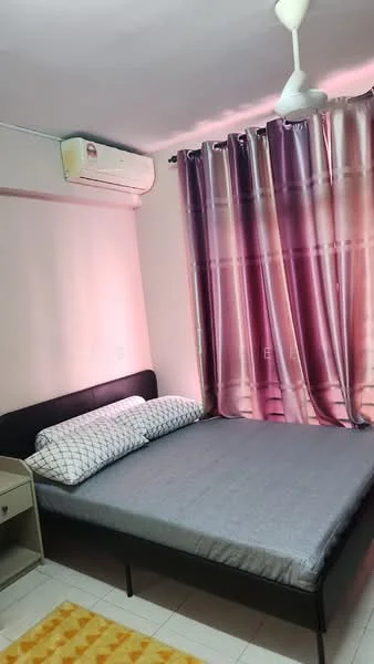Bedroom features: queen-size bed with grey bedding, upholstered headboard, 2 bedside tables, floor-to-ceiling window with sheer curtains, purple and pink patterned curtains, 1 wall-mounted split AC, ceiling fan, tile flooring, decorative area rug in yellow, light pink painted walls; style: modern.