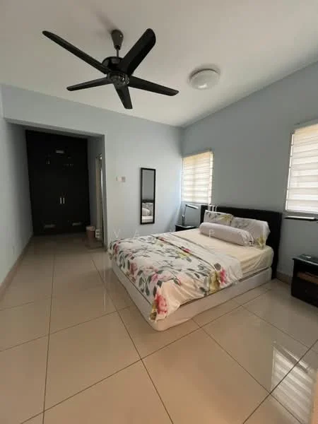 Bedroom features: queen-size bed, upholstered headboard, bedside table, 3-blade ceiling fan, wall-mounted TV, floor-to-ceiling mirror, light blue painted walls, tile flooring, window with blinds, built-in wardrobe; style: modern.