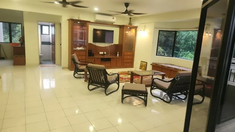 Living features: white painted walls, glossy tile flooring, 5-blade ceiling fan, wall-mounted TV, wooden TV console, built-in shelving unit, large windows with garden view, reclining armchairs, coffee table, decorative area rug, sofa with cushions, recessed lighting; style: contemporary; view: garden.