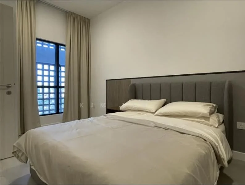 Bedroom features: queen-size bed, upholstered headboard, white bedding, light grey bedspread, floor-to-ceiling window, sheer curtains, wooden bedside table, neutral wall color, laminate flooring; style: modern; view: city.