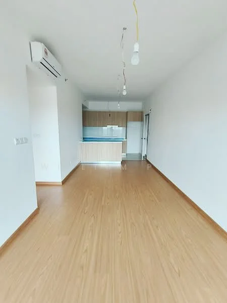 Living features: light wood laminate flooring, white painted walls, 1 wall-mounted split AC, recessed ceiling lights, open kitchen layout, kitchen island with countertop, door leading to other rooms; style: modern.