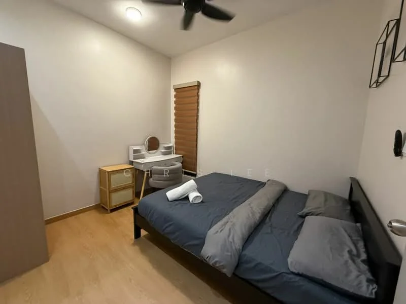 Bedroom features: queen-size bed with grey bedding, wooden bed frame, 2 white towels on the bed, wooden bedside table, vanity table with mirror, wooden chair, roller blinds on window, ceiling fan, light fixture on ceiling, laminate flooring, white painted walls; style: modern.