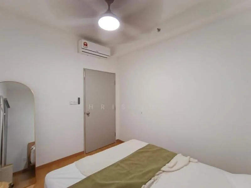 Bedroom features: white painted walls, wooden flooring, 5-blade ceiling fan, wall-mounted split AC, single bed, bedside table, full-length mirror, door, window, bedding with green accent; style: modern.