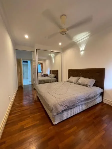 Bedroom features: king-size bed with upholstered headboard, grey bedding, wooden flooring, 5-blade ceiling fan, built-in wardrobe with sliding mirror doors, white painted walls, recessed lighting, window with natural light; style: modern.