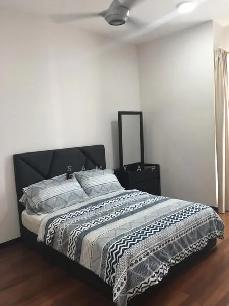 Bedroom features: king-size bed with upholstered headboard, bedding with geometric pattern, 2 bedside tables, full-length mirror, ceiling fan, wooden flooring, curtains, wall-mounted light fixture; style: modern.