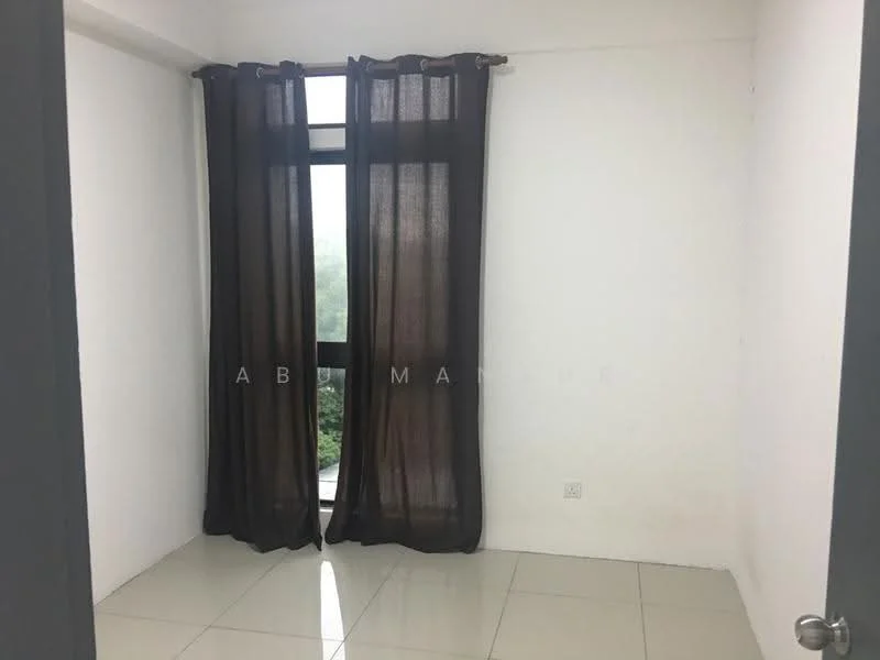 Menara Suria (V12), Taman Subang Mas, Subang Jaya — view 2 of 5 in Menara Suria (V12) — for Rent