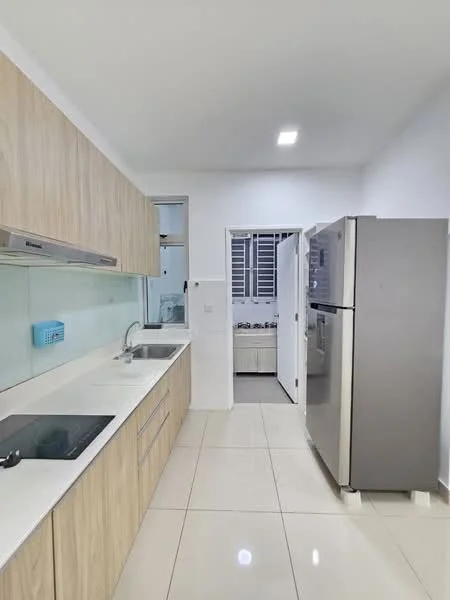 Kitchen features: light wood cabinetry, white countertop, single-bowl stainless-steel sink, chrome pull-down faucet, built-in electric cooktop, stainless-steel fridge, white tiled backsplash, glossy ceramic tile flooring, recessed LED downlights, window with blinds; style: modern.