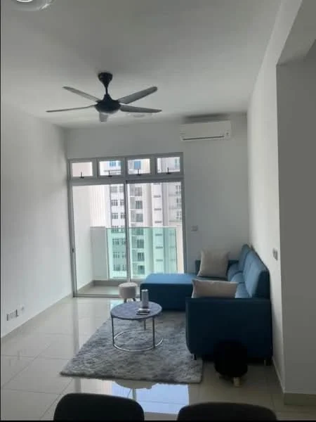 Living features: light grey wall, white painted walls, glossy tile flooring, 5-blade ceiling fan with light, blue fabric sofa, round coffee table, area rug, floor-to-ceiling windows, sliding glass door, city view; style: modern; view: city.