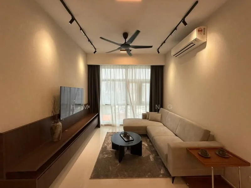 Living features: 3-seater fabric sofa in light beige, round coffee table in black, TV console with dark wood finish, wall-mounted flat-screen TV, floor-to-ceiling windows, sheer curtains, dark curtains, 5-blade ceiling fan with light, wall-mounted split AC, area rug with geometric pattern, decorative vase on console; style: modern.