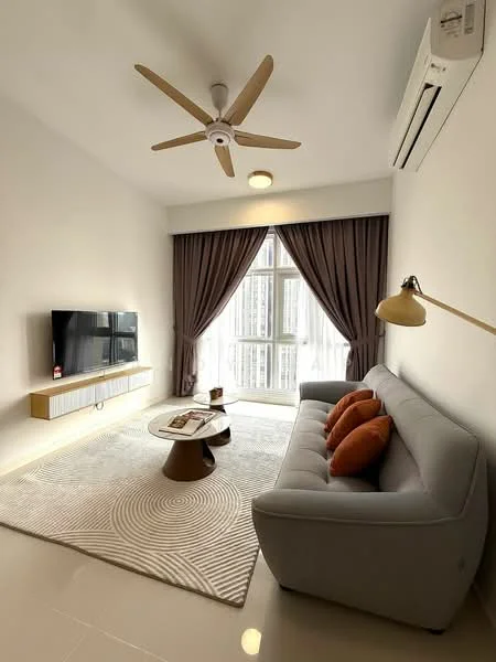 Living features: 3-seater fabric sofa in grey, orange decorative cushions, coffee table with circular design, area rug with geometric pattern, wall-mounted TV, TV console with storage, floor-to-ceiling windows, sheer curtains, ceiling fan with light, wall-mounted air conditioning unit, recessed ceiling light; style: modern.