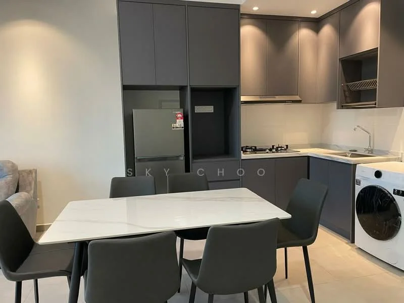 Kitchen features: grey cabinetry, white marble countertop, stainless-steel fridge, built-in gas hob, exhaust hood, single-bowl stainless-steel sink, chrome pull-down faucet, white ceramic tile backsplash, front-load washing machine, dining table with black chairs, recessed downlights; style: modern.
