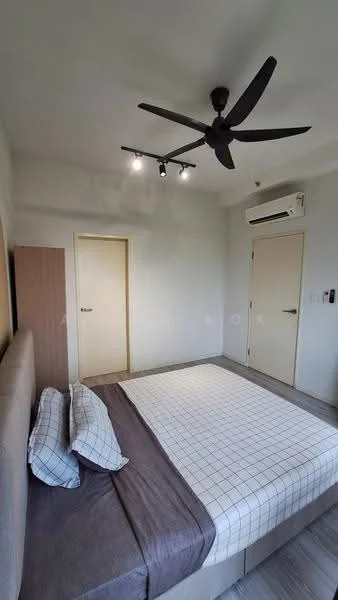 Bedroom features: king-size bed with upholstered headboard, plaid bedding, 2 decorative pillows, 5-blade ceiling fan with light, recessed LED downlights, wall-mounted air conditioning unit, light grey painted walls, laminate flooring, built-in wardrobe, door to hallway; style: modern.