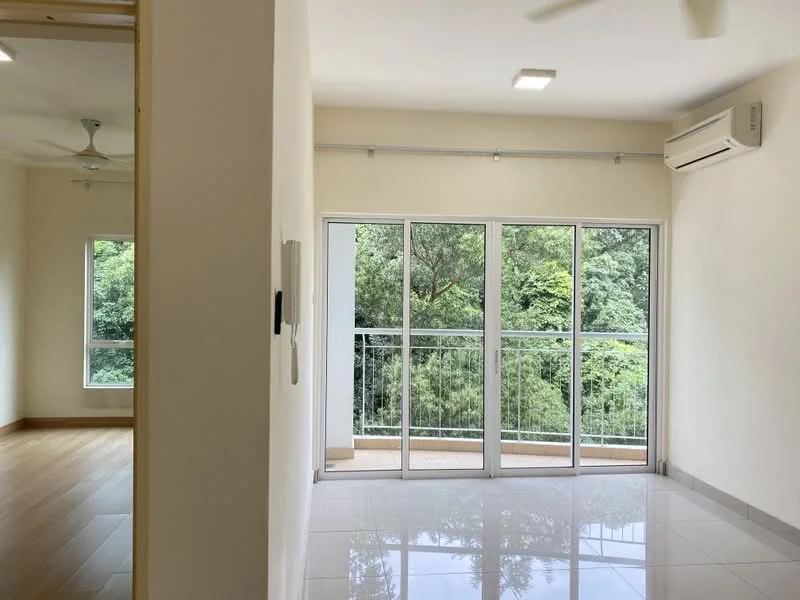 Room features: white painted walls, light wood flooring, large sliding glass door, floor-to-ceiling windows, ceiling fan, wall-mounted split AC, natural light from windows, view of greenery; style: modern; view: garden.