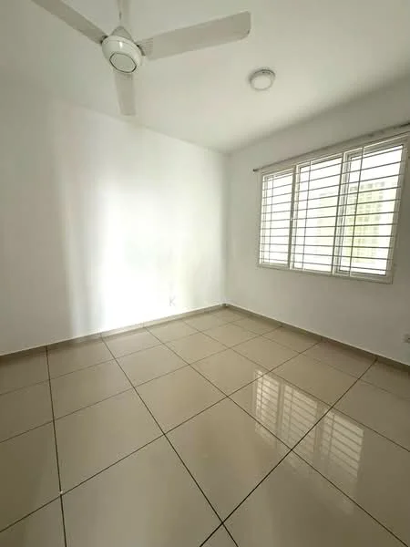 Room features: white painted walls, glossy ceramic tile flooring, 5-blade ceiling fan, window with horizontal slats, natural light from window, neutral color scheme, no visible furniture, clean and uncluttered space; style: minimalist.