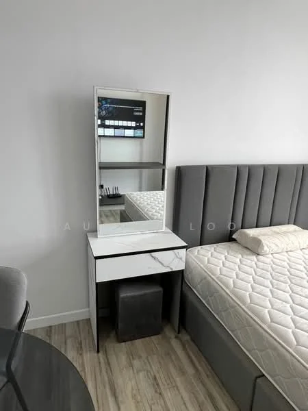 Bedroom features: grey upholstered headboard, queen-size bed, white bed linens, marble-top bedside table, mirror on bedside table, wooden flooring, wall-mounted TV, decorative wall art, minimalist decor; style: modern.