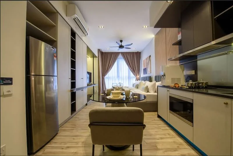 Living features: 3-seater fabric sofa in white, round dining table, 4 upholstered dining chairs, stainless-steel fridge, built-in oven, glass cooktop, black countertop, wooden cabinetry, recessed downlights, 5-blade ceiling fan, floor-to-ceiling windows with sheer curtains, laminate flooring, decorative wall art, wall-mounted TV, open shelving unit; style: modern; view: city.